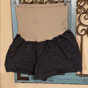 MATERNITY SHORTS SIZE L